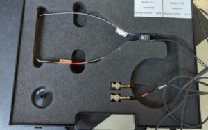 Microphone binaural type 4101. 2 unités. Vendu à l'unité avec faculté de réunion. (bat B)